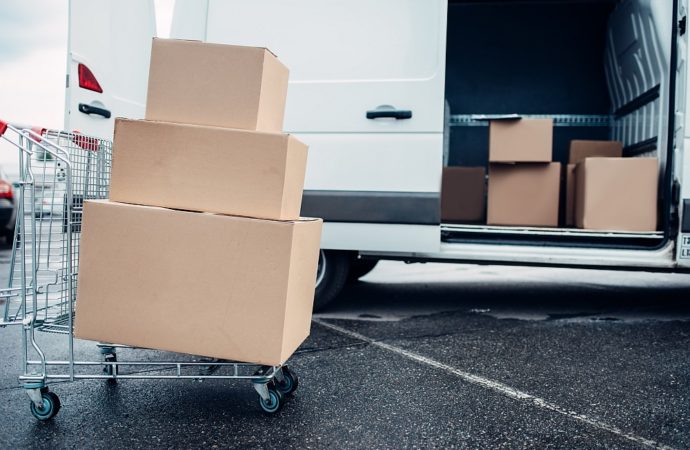 Wygodny transport paczek i ładunków